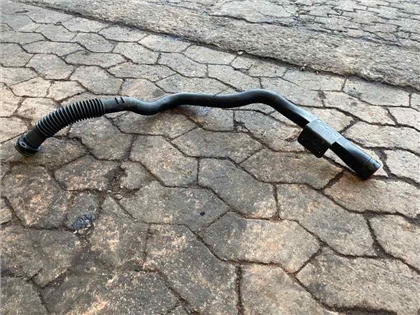 VOLVO OIL FILLING PIPE 22201616