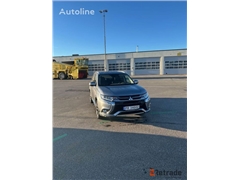 Sprzedam crossover Mitsubishi Outlander poprzez au