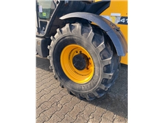 Jcb-541-70-Agri-Super