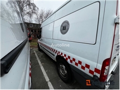 Sprzedam ambulans Ford Transit poprzez aukcję