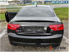 Sprzedam coupé Audi RS5 Coupe poprzez aukcję