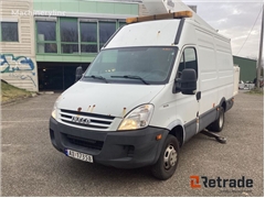 Sprzedam podnośnik koszowy IVECO Daily poprzez auk