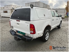 Sprzedam pick-up Toyota D-Cab poprzez aukcję