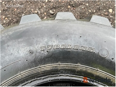 Sprzedam oponę ciężarową Dunlop 2st däck / Tires 3