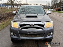 Sprzedam pick-up Toyota HiLux poprzez aukcję