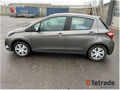 Sprzedam hatchback Toyota Yaris 1.5 Hybrid AUT. E-