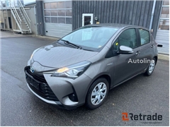 Sprzedam hatchback Toyota Yaris 1.5 Hybrid Aut. E-