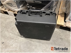 Sprzedam skrzynkę na narzędzia 14stk. Flightcases