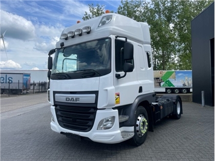 DAF CF 440 SPACECAB ADR