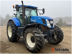 Sprzedam ciągnik kołowy New Holland T7.220 Autocom