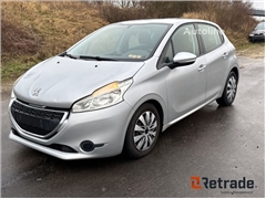 Sprzedam hatchback Peugeot 208 poprzez aukcję