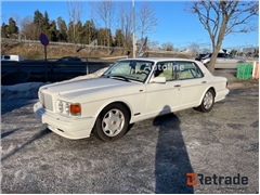 Sprzedam sedan Bentley Turbo R poprzez aukcję