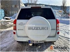 Sprzedam crossover Suzuki Grand Vitara poprzez auk