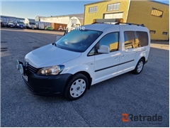 Sprzedam minivan Volkswagen Caddy Maxi poprzez auk