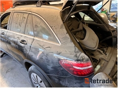 Sprzedam crossover Mercedes-Benz GLC350e poprzez a