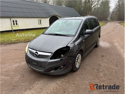 Sprzedam minivan Opel Zafira 1,7 cdti poprzez aukc