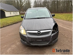 Sprzedam minivan Opel Zafira 1,7 cdti poprzez aukc