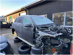 Sprzedam crossover Mercedes-Benz GLC350e poprzez a