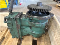 VOLVO COMPRESSOR 21172036