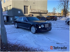 Sprzedam limuzynę Bentley Mulsanne poprzez aukcję