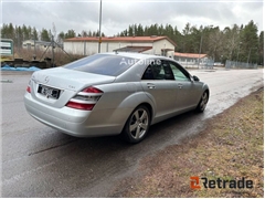 Sprzedam sedan Mercedes-Benz S 320 CDI poprzez auk