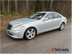 Sprzedam sedan Mercedes-Benz S 320 CDI poprzez auk