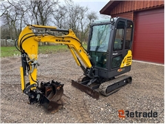 Sprzedam minikoparka New Holland E19C poprzez aukc