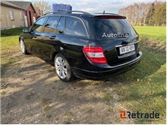 Sprzedam kombi Mercedes-Benz C200CDI poprzez aukcj