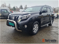 Sprzedam pick-up Toyota LANDCRUISER 2,8 poprzez au