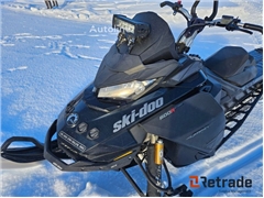 Sprzedam skuter śnieżny Ski-Doo Summit SP 154"