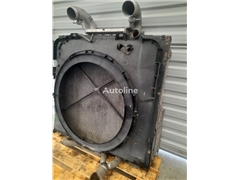 Chłodnica wody do ciągnika siodłowego DAF XF 106