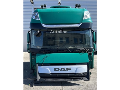 Kabina DAF XF 106 SUPER SPACE CAB LIFT do ciągnika