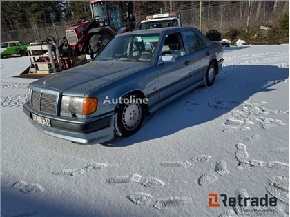 Sprzedam sedan Mercedes-Benz 200 poprzez aukcję