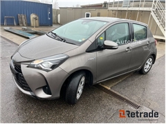 Sprzedam hatchback Toyota Yaris 1.5 Hybrid E-CVT p