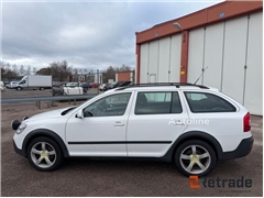 Sprzedam kombi Skoda Octavia Scout 2.0 TDI 4x4 pop