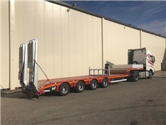 MAX Trailer 4 osiowa semi, najazdy hydrauliczne