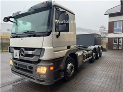 Śmieciarka Mercedes-Benz 3236 Actros 8x2 Chassis