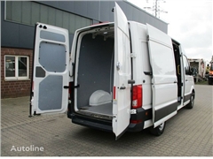 Volkswagen Crafter 35 Radstand Mittel/Hochdach