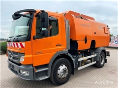 Zamiatarka Mercedes-Benz 1518 Atego Bucher Schörli