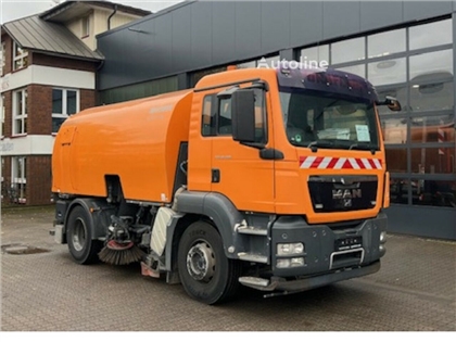 Zamiatarka MAN MAN TGS 18.320 Bucher Optifant 70