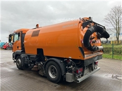 Zamiatarka MAN TGS 18.320 4x2 Bucher Optifant 70
