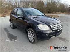 Sprzedam SUV Mercedes-Benz ML 300 poprzez aukcję