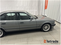 Sprzedam sedan BMW Alpina poprzez aukcję