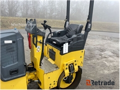 Sprzedam mini walec drogowy BOMAG BW 90 AD-5 poprz