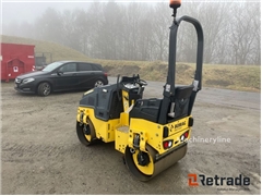 Sprzedam mini walec drogowy BOMAG BW 90 AD-5 poprz