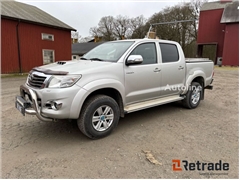 Sprzedam pick-up Toyota Toyota poprzez aukcję