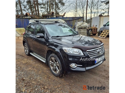 Sprzedam crossover Toyota RAV4 poprzez aukcję