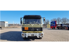 Autocysterna Mercedes Benz 2433 L 6x2