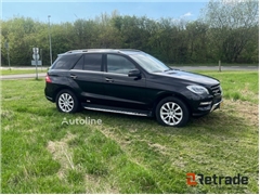 Sprzedam SUV Mercedes-Benz ML 350 poprzez aukcję