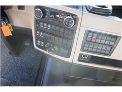 MAN TGX 19.420 + SPOILER